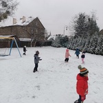 zabawy ruchowe na śniegu.jpg