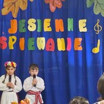 dzieci śpiewają piosenkę  w języku białoruskim.jpg